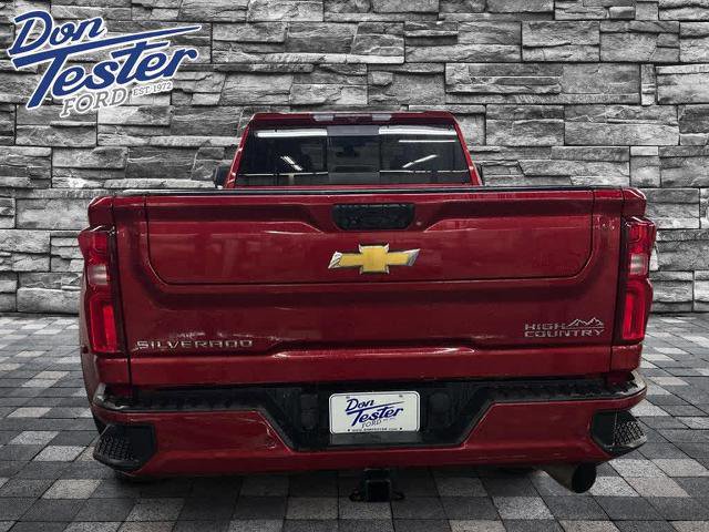 Used 2022 Chevrolet Silverado 3500 High Country w/ Safety Package II image 4