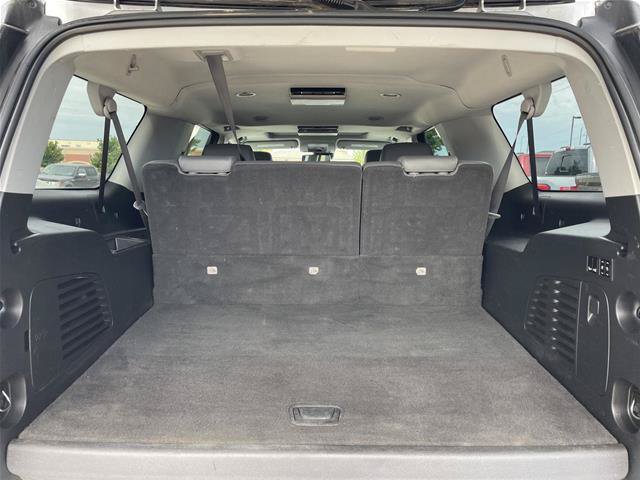 Used 2020 Chevrolet Suburban LT AWD/4WD image 40