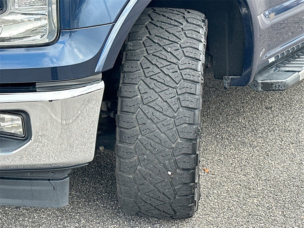 Certified 2017 Ford F150 Lariat image 25