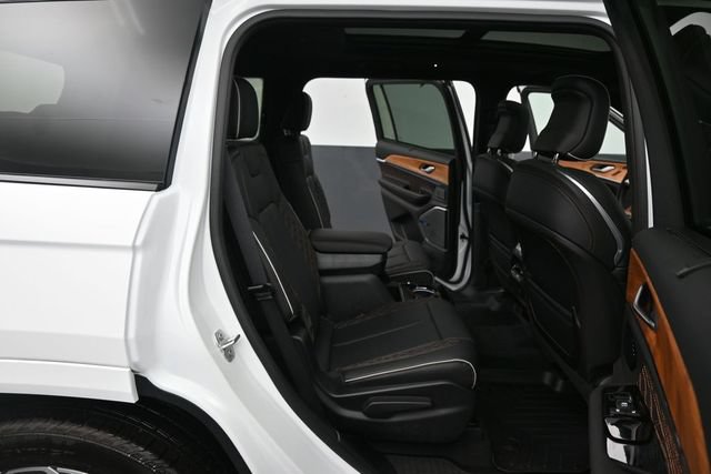 Used 2023 Jeep Grand Cherokee L Summit AWD/4WD image 25
