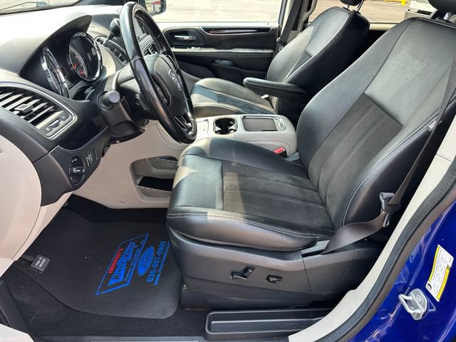 Used 2020 Dodge Grand Caravan SXT FWD image 20