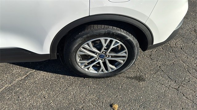 Certified 2022 Ford Escape SEL image 29