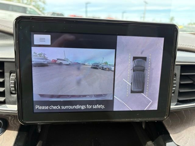 Certified 2023 Ford Explorer Platinum w/ Equipment Group 601A AWD/4WD image 22