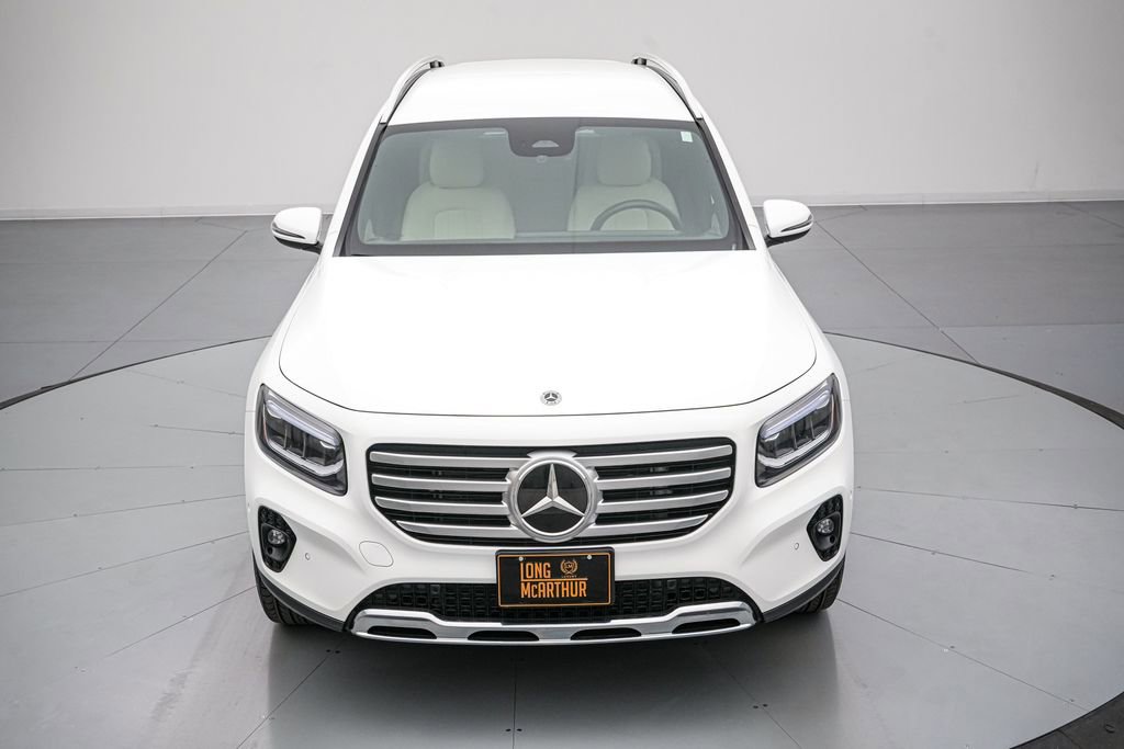 Used 2025 Mercedes-Benz GLB 250 4MATIC image 9