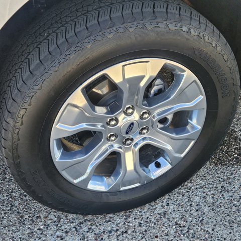 Certified 2023 Ford F150 Platinum w/ Equipment Group 701A High image 9