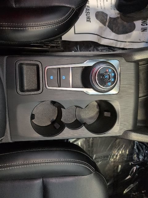 Certified 2024 Ford Escape Platinum AWD/4WD image 25