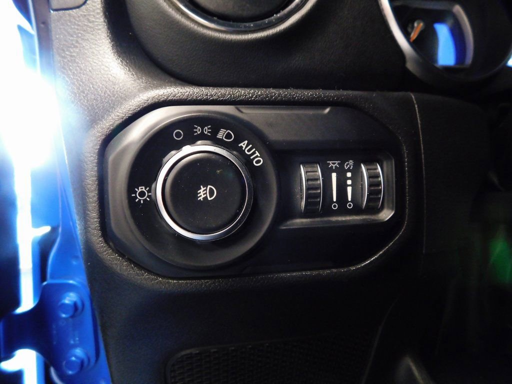 Used 2022 Jeep Wrangler Unlimited Sahara image 20