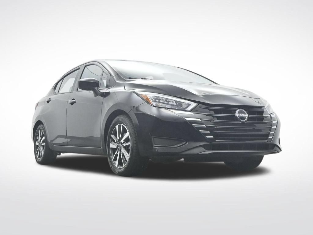 Used 2025 Nissan Versa SV FWD image 38