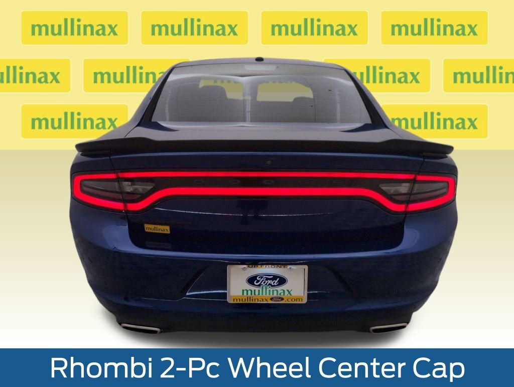 Used 2022 Dodge Charger SXT w/ Blacktop Package image 4