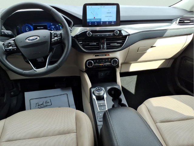 Certified 2022 Ford Escape Titanium FWD image 10
