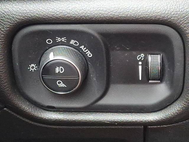 Used 2025 RAM 1500 Tradesman w/ Night Edition AWD/4WD image 25