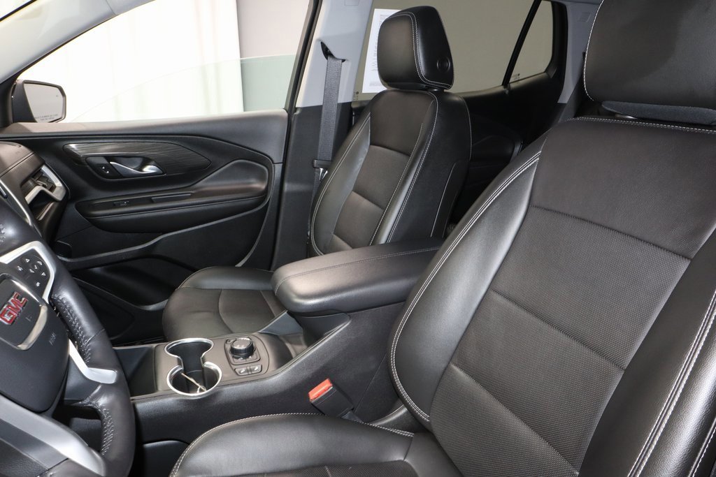 Used 2022 GMC Terrain SLT w/ LPO, Floor Liner Package image 25