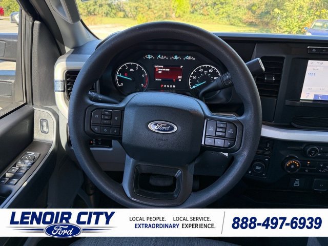Certified 2023 Ford F250 XL w/ STX Appearance Package AWD/4WD image 19