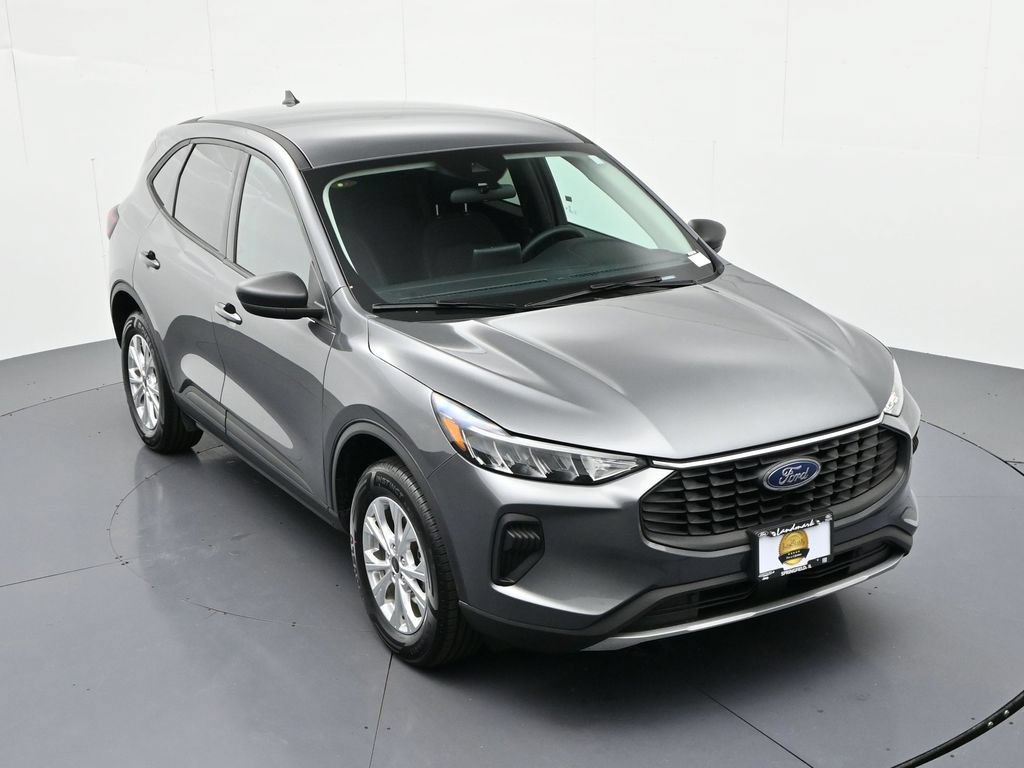 Certified 2025 Ford Escape Active AWD/4WD image 23