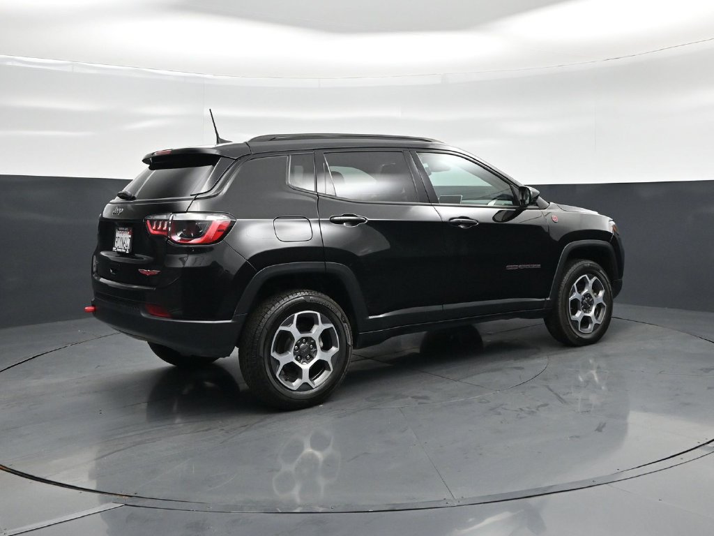 Used 2022 Jeep Compass Trailhawk AWD/4WD image 20