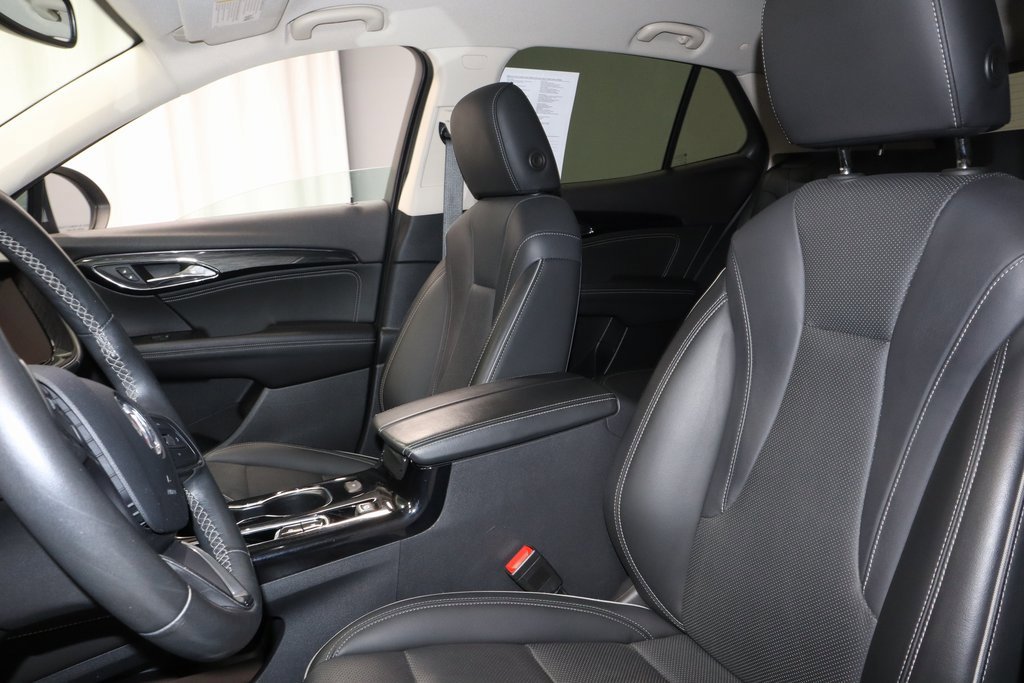 Used 2023 Buick Envision Essence image 25