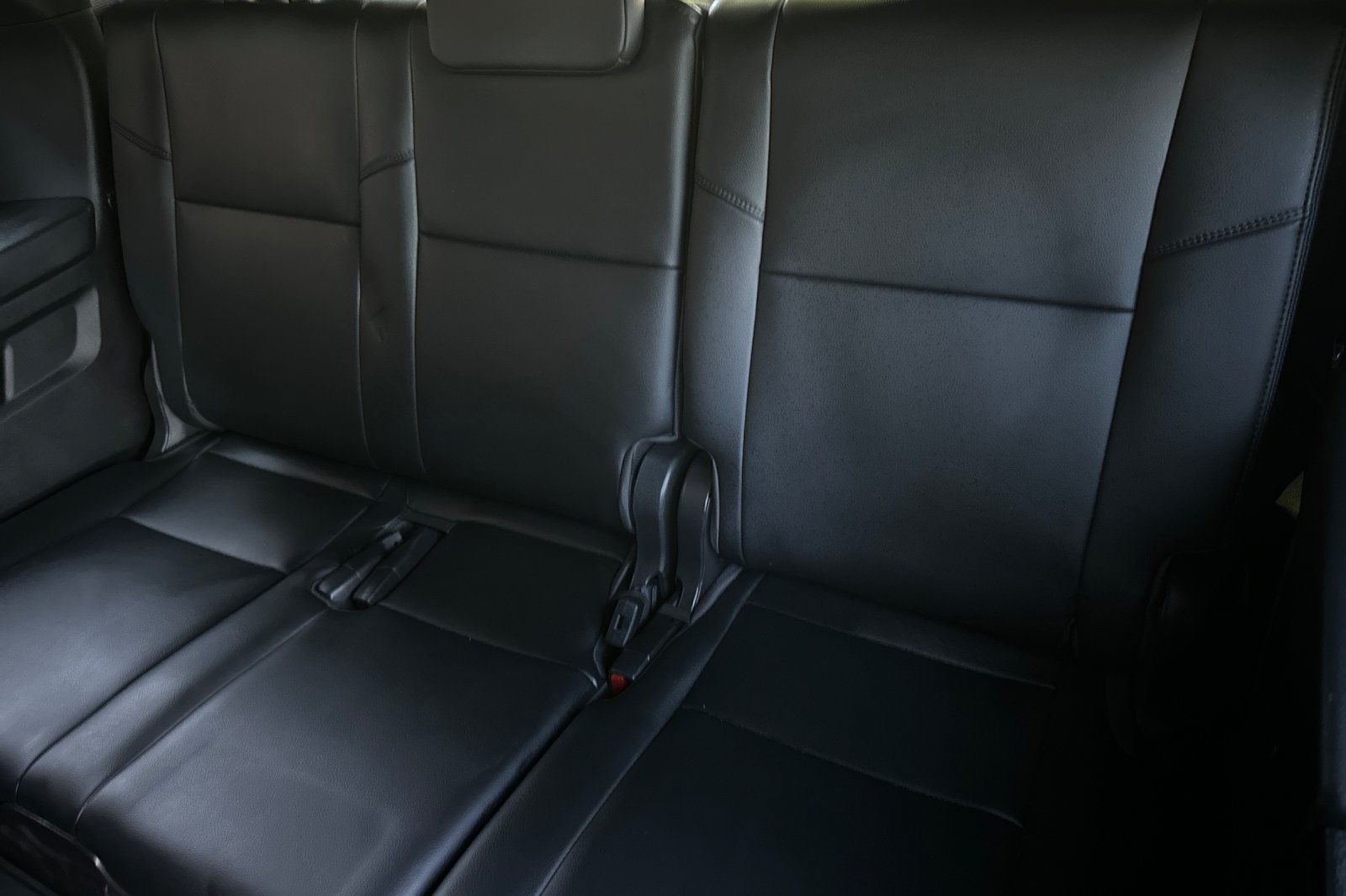 Used 2025 Toyota Sequoia Limited w/ Tow Technology Package AWD/4WD image 18