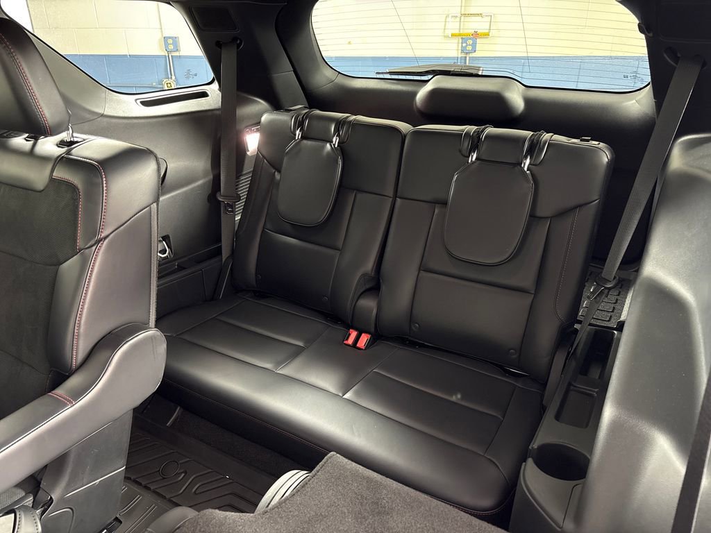 Certified 2025 Ford Explorer ST image 32