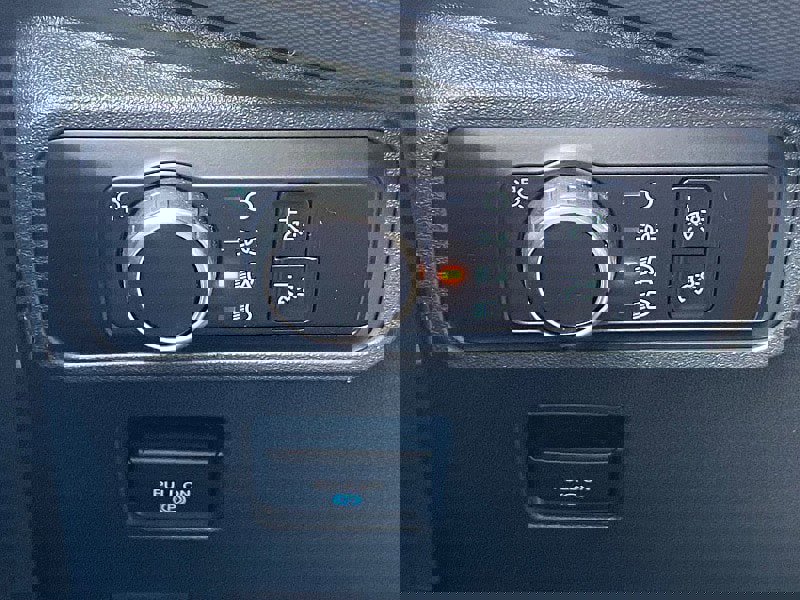 Certified 2024 Ford Bronco Badlands image 47