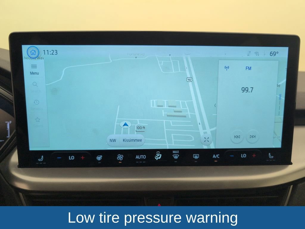 Certified 2025 Ford Escape SE image 28