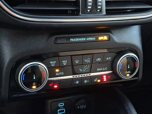 Certified 2022 Ford Escape Titanium w/ Titanium Elite Package image 21