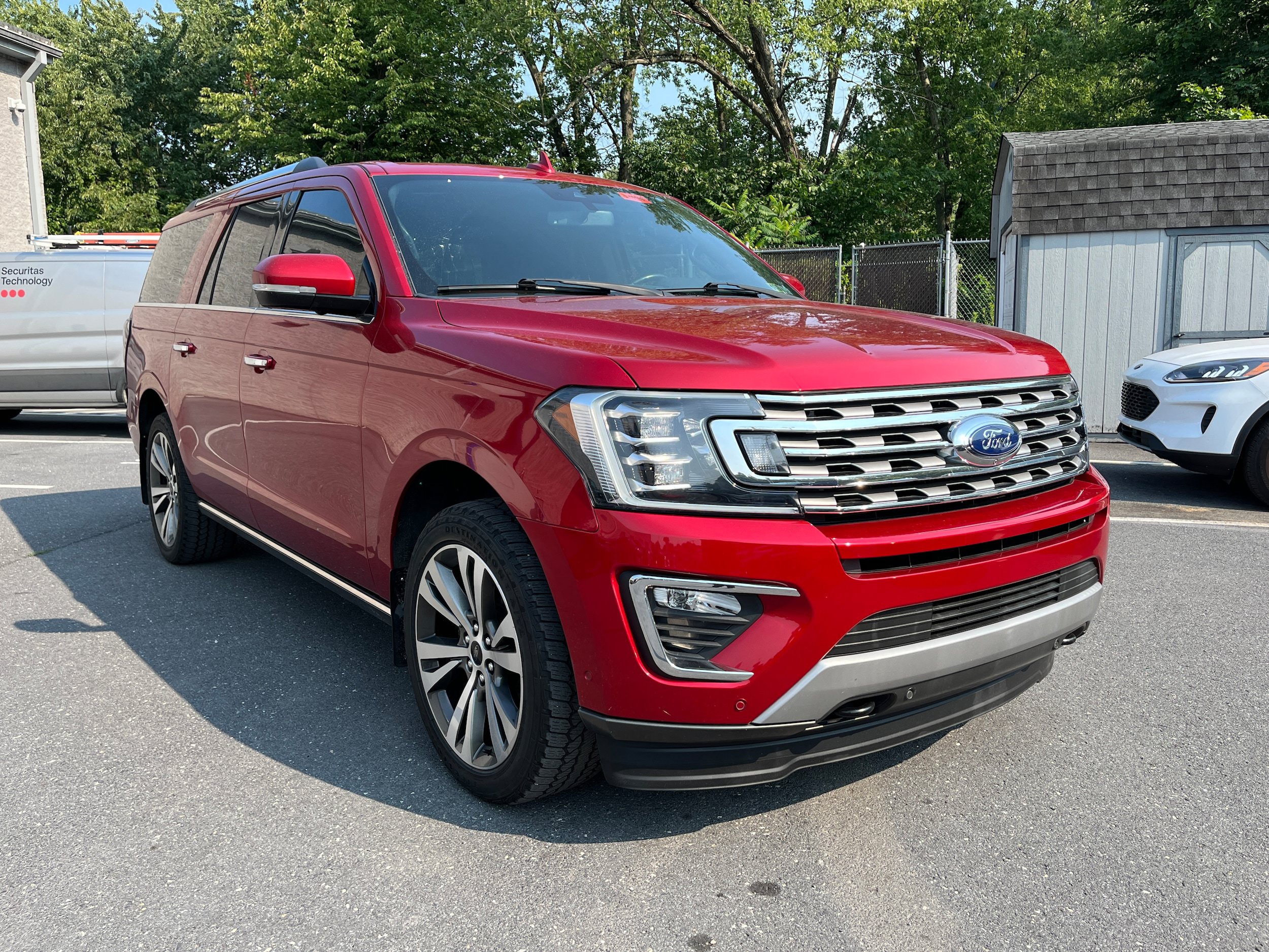 Certified 2020 Ford Expedition Max Limited w/ Equipment Group 302A AWD/4WD image 4