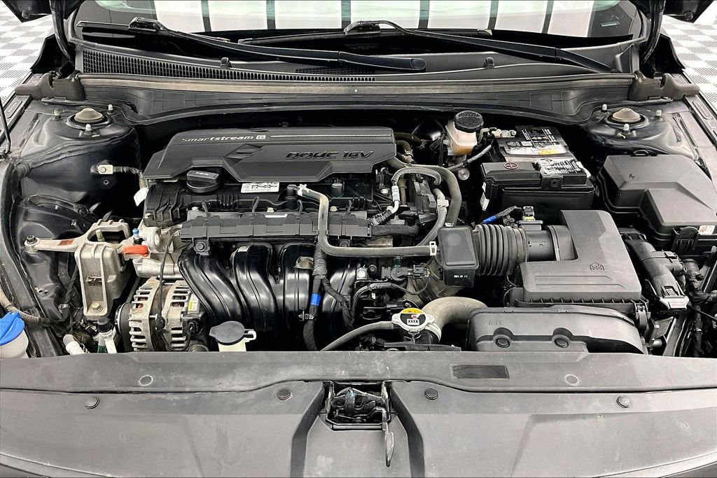 Used 2022 Hyundai Elantra SEL FWD image 10