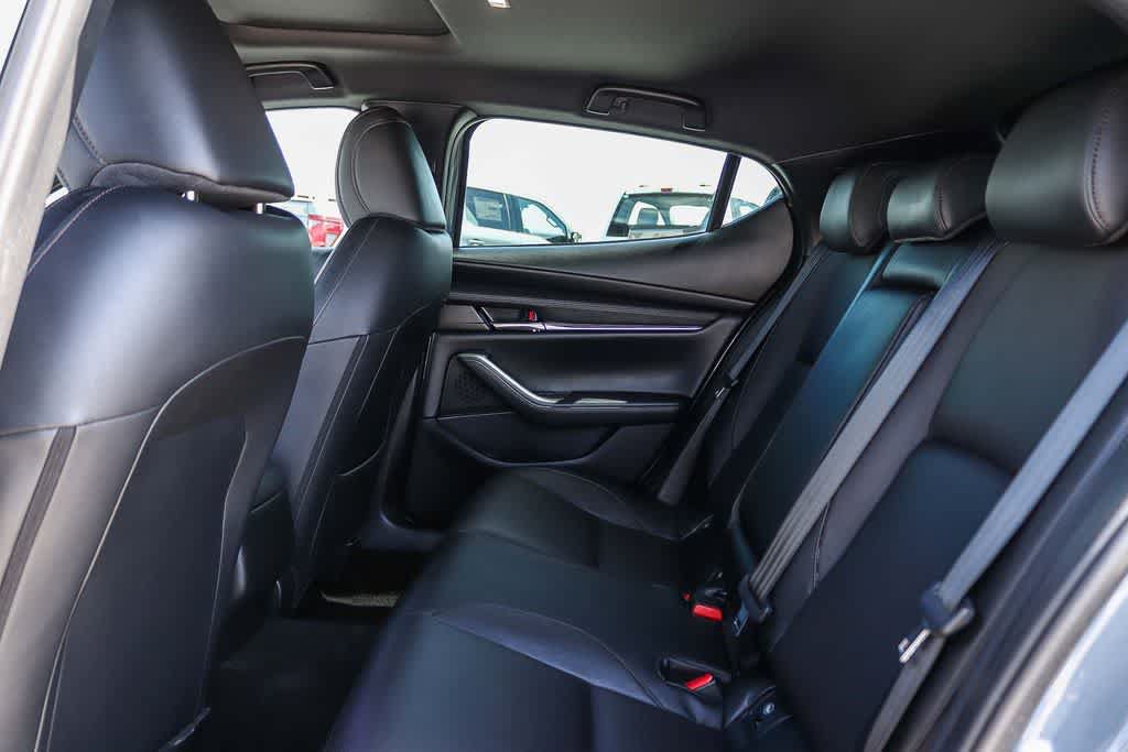 Used 2021 MAZDA MAZDA3 Hatchback w/Premium Plus Pkg AWD/4WD image 18