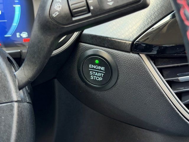 Certified 2021 Ford Escape SEL w/ SEL Stealth AWD Package image 31