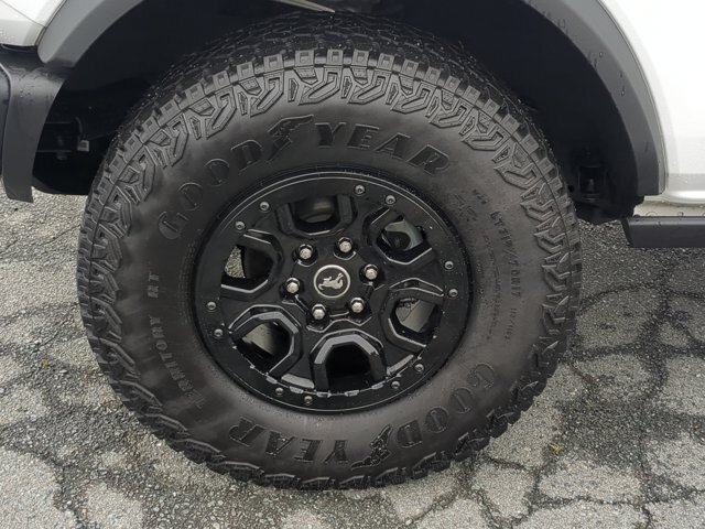Certified 2025 Ford Bronco Badlands AWD/4WD image 11