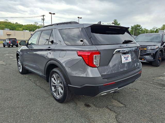 Certified 2022 Ford Explorer XLT w/ Equipment Group 202A AWD/4WD image 28