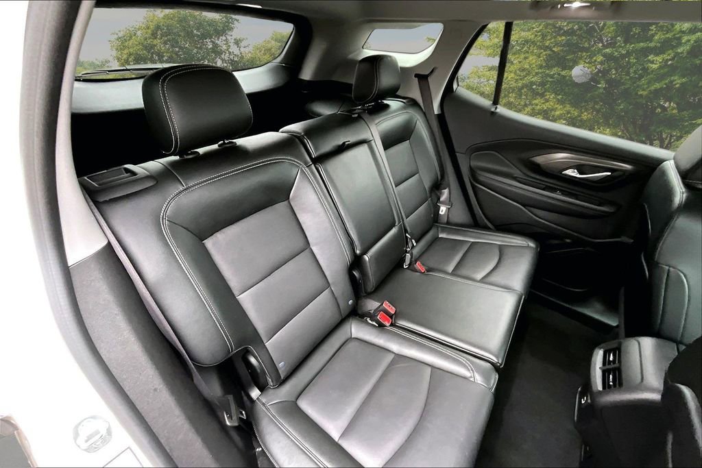 Used 2024 GMC Terrain SLT AWD/4WD image 26