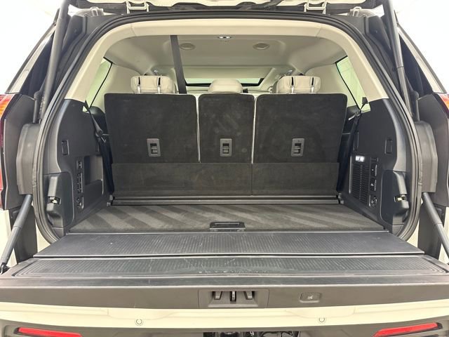 Certified 2025 Ford Expedition Active image 20