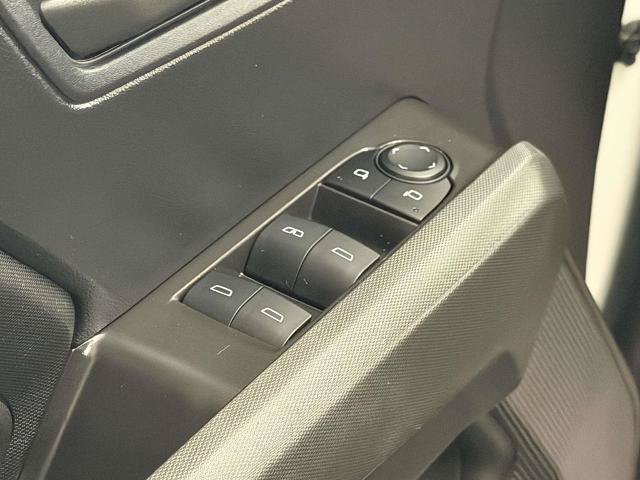 Used 2024 Chevrolet Colorado Trail Boss w/ Advanced Trailering Package AWD/4WD image 16