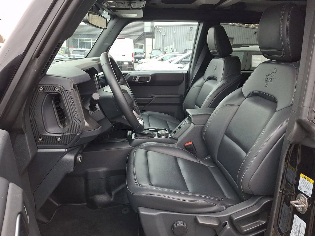 Certified 2025 Ford Bronco Badlands AWD/4WD image 14