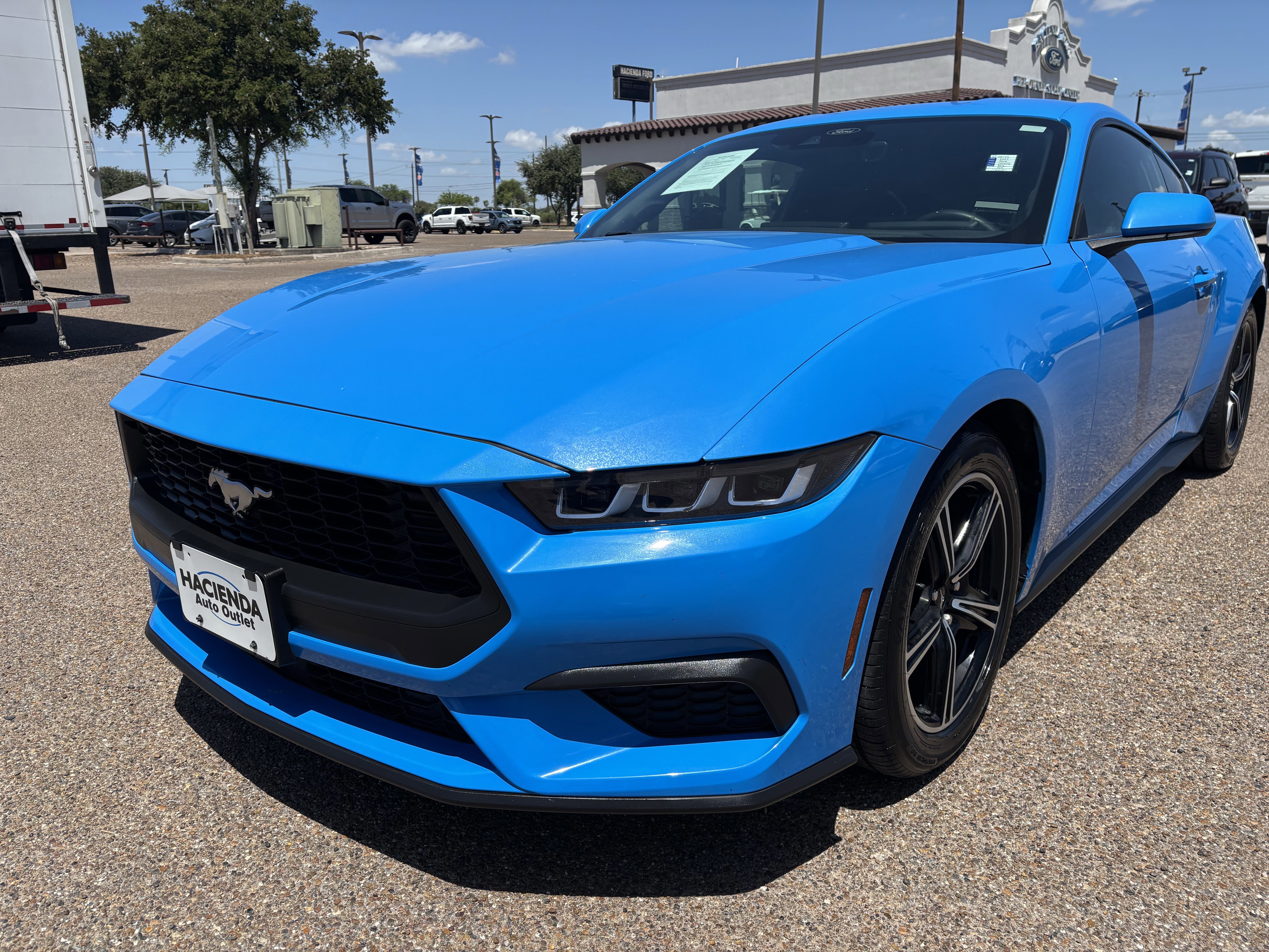 Certified 2024 Ford Mustang Coupe image 2