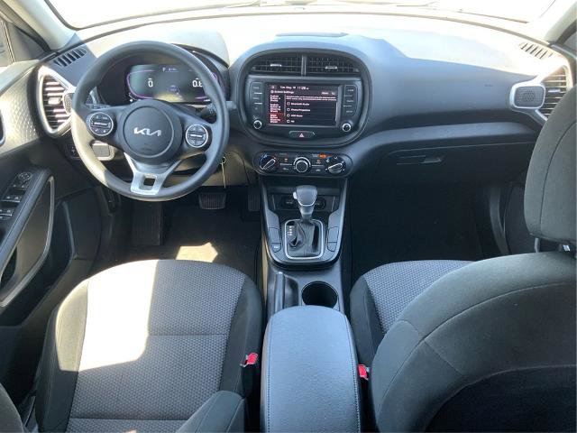Used 2023 Kia Soul LX w/ Option Group 015 FWD image 16