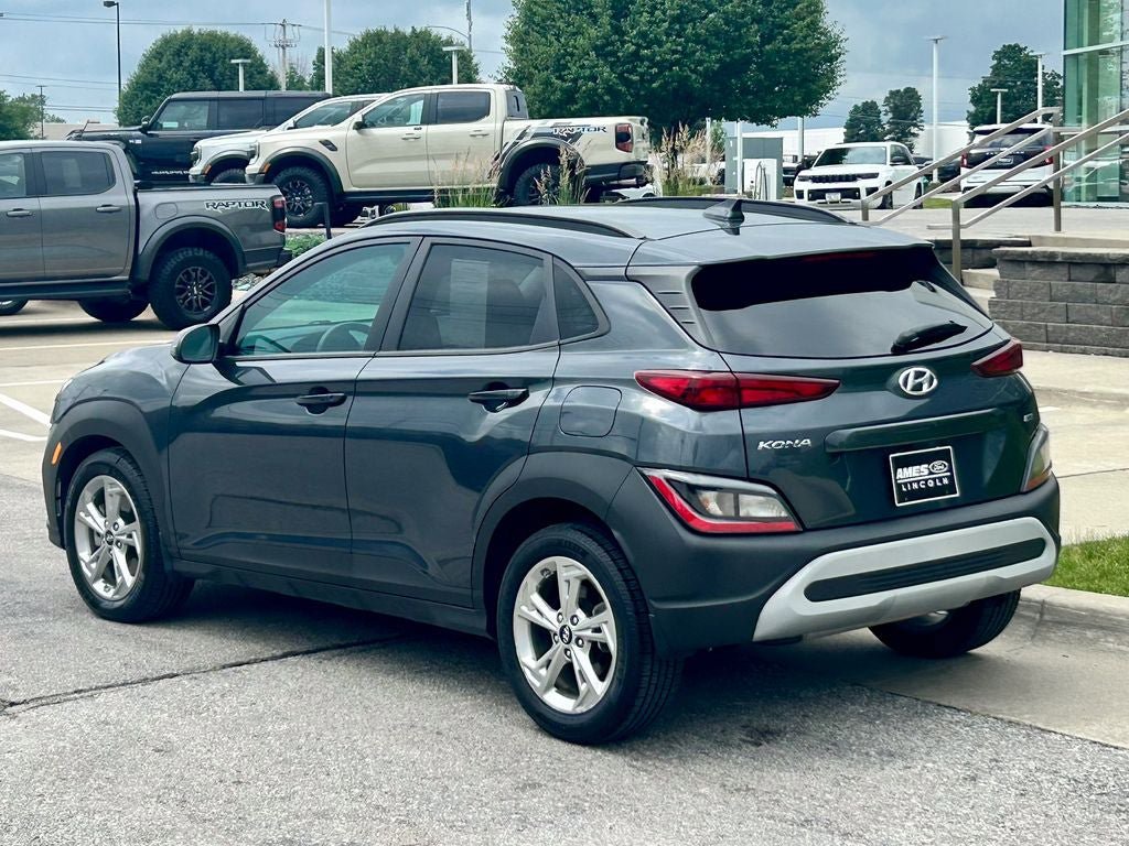 Used 2022 Hyundai Kona SEL AWD/4WD image 4