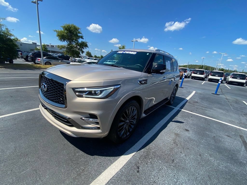 Used 2024 INFINITI QX80 Sensory AWD/4WD image 3