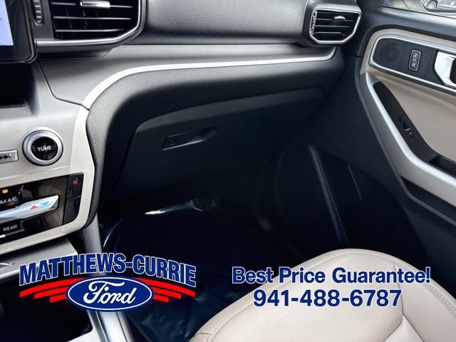 Certified 2022 Ford Explorer XLT w/ Equipment Group 202A RWD image 26