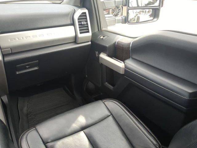 Certified 2020 Ford F350 Lariat w/ Lariat Ultimate Package AWD/4WD image 17