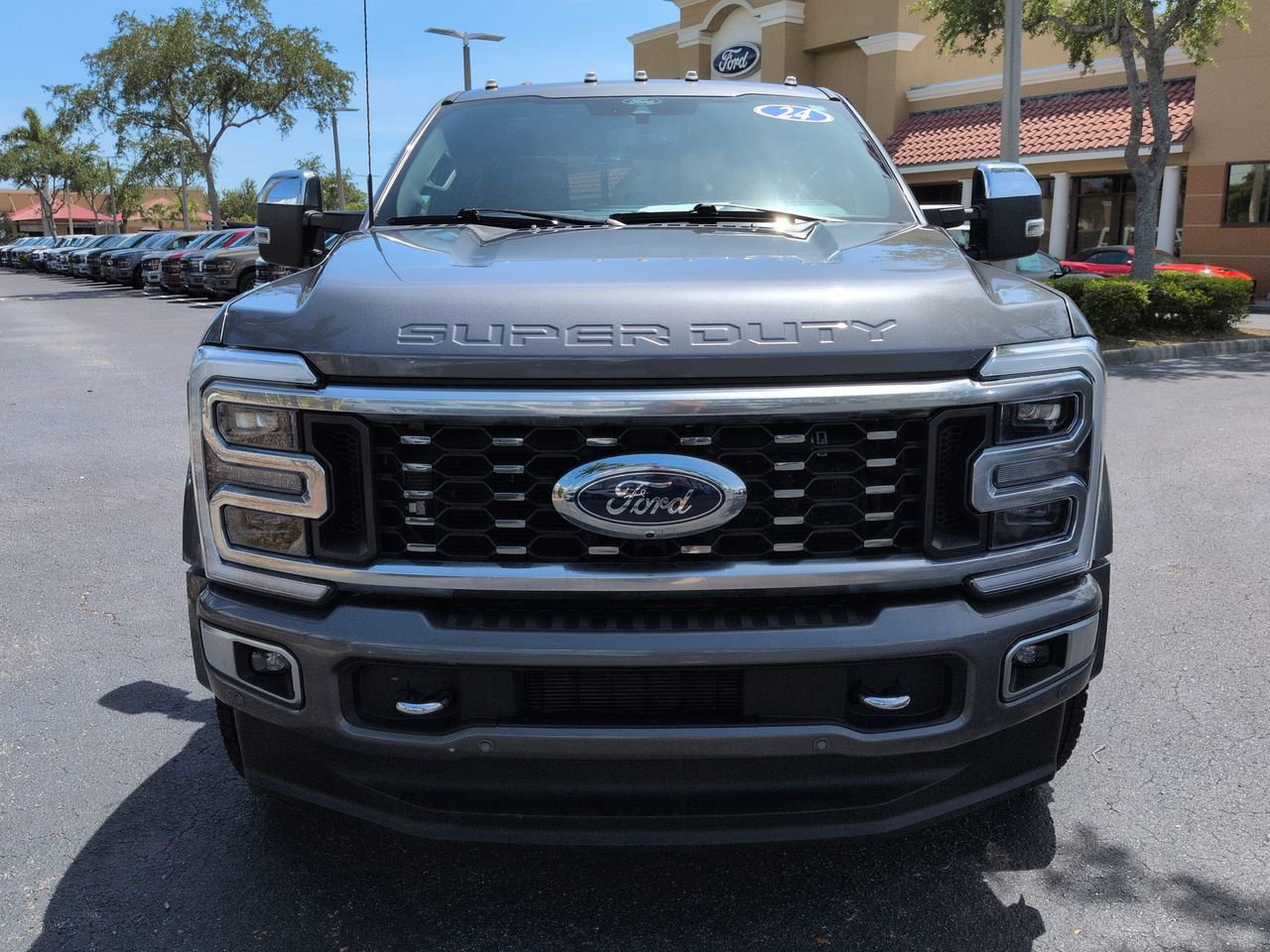 Certified 2024 Ford F450 Platinum w/ FX4 Off-Road Package AWD/4WD image 8