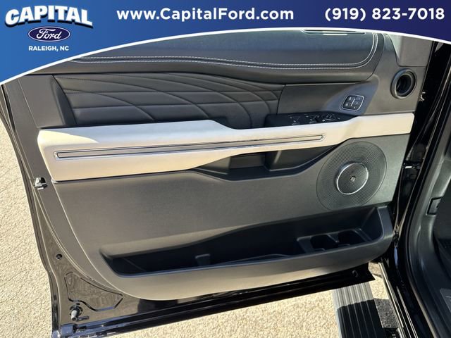 Certified 2023 Ford Expedition Platinum image 20