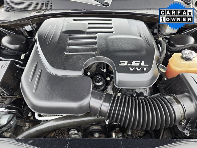 Used 2022 Chrysler 300 Touring image 29