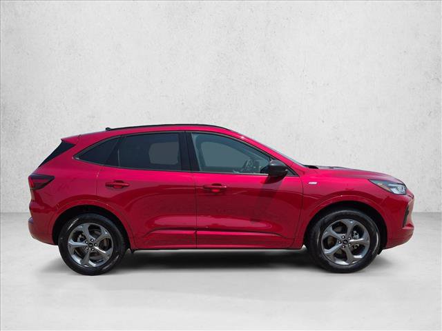 Certified 2024 Ford Escape ST-Line w/ Tech Pack #1 AWD/4WD image 4