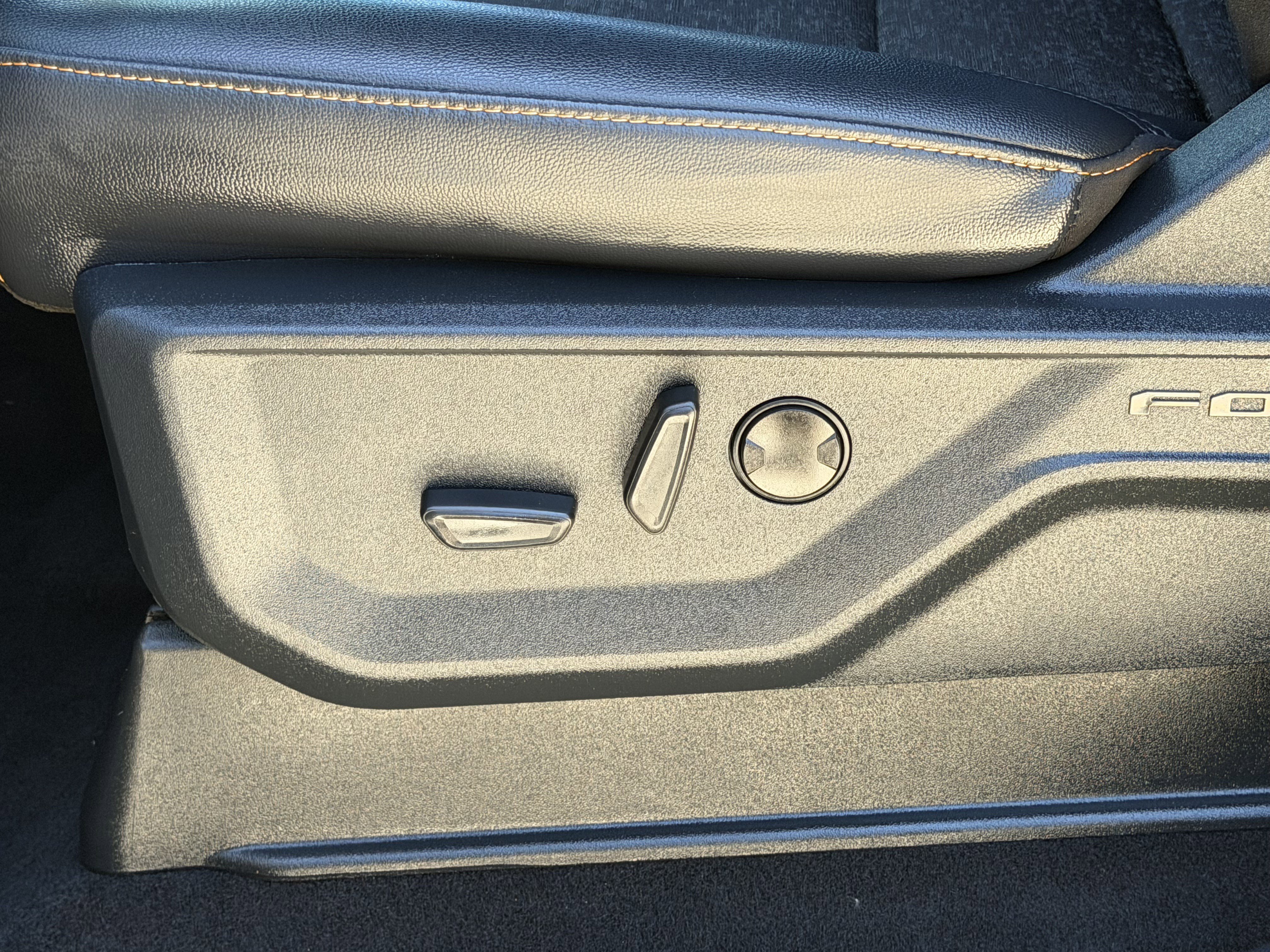 Certified 2025 Ford F150 Tremor AWD/4WD image 18