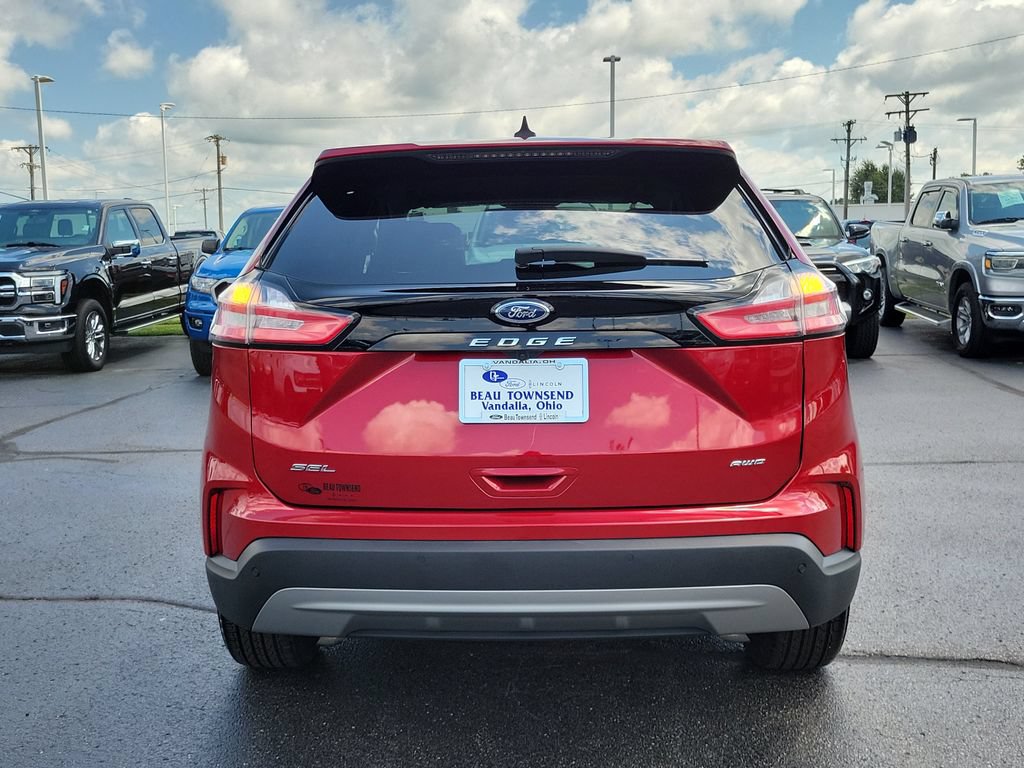 Certified 2024 Ford Edge SEL w/ Convenience Package AWD/4WD image 5