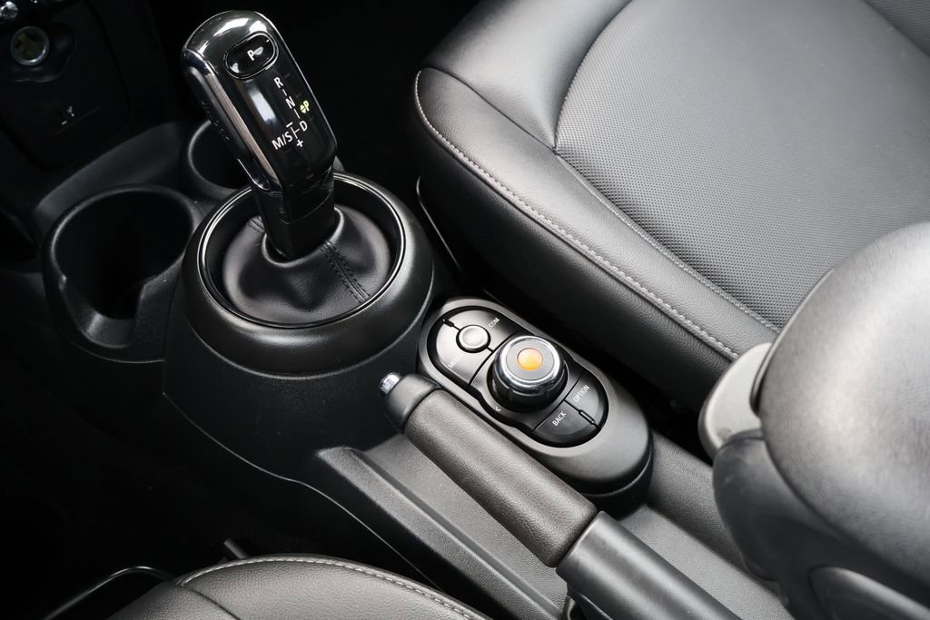 Used 2022 MINI Cooper Convertible w/ Premium Package FWD image 38