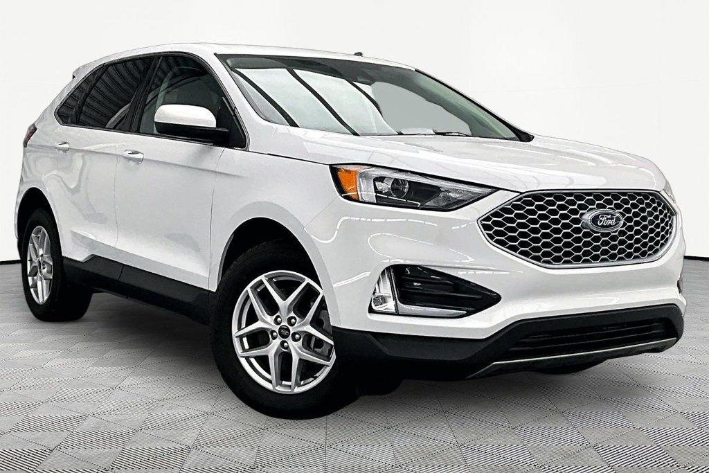 Certified 2024 Ford Edge SEL w/ Convenience Package AWD/4WD image 12