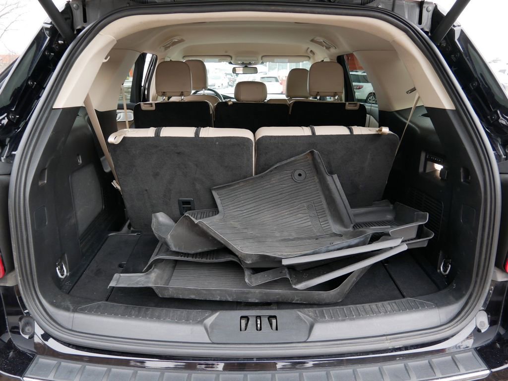 Certified 2023 Ford Explorer Limited w/ Limited Technology Package AWD/4WD image 10